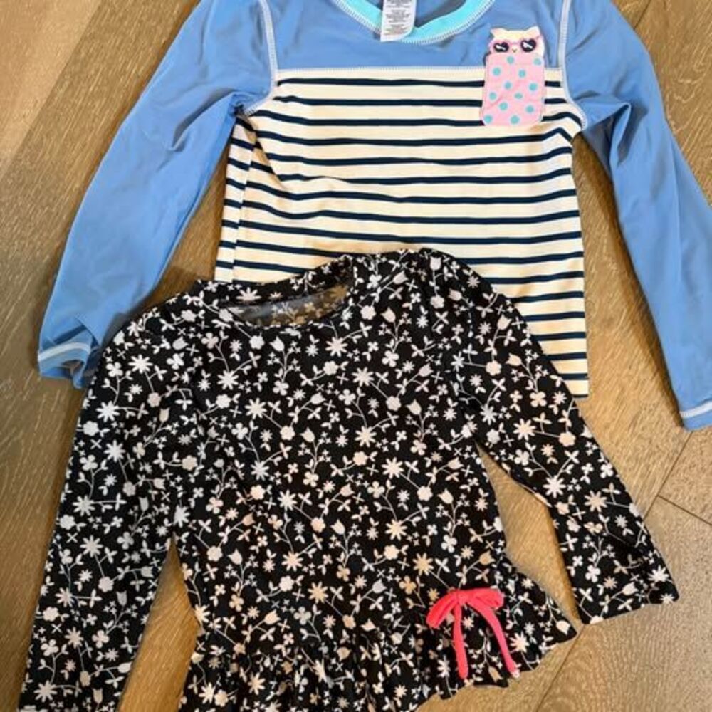 Lot of 2 Girls Swim Rash Guards Long Sleeve Tops Cat & Jack Swimsuit Size 3-4 🏊
